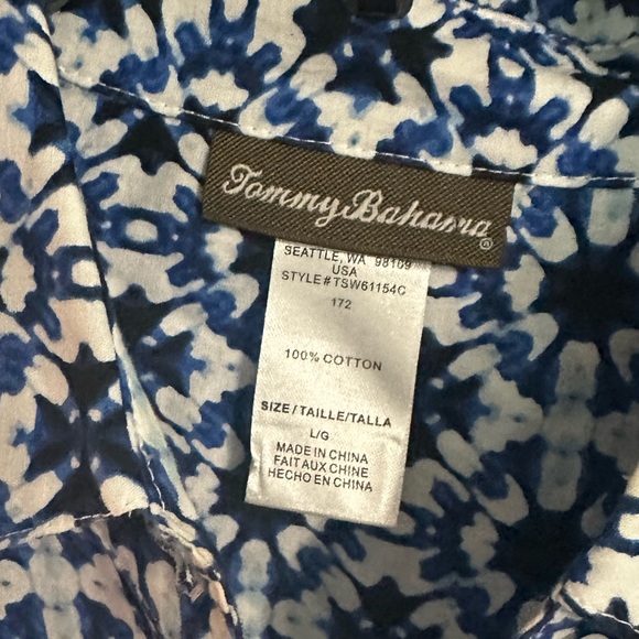 Tommy Bahama Women’s Blue and White  Boyfriend shirt Cover Up - Size Large - Picture 3 of 4